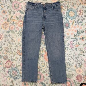 Abercrombie and Fitch - 90s Straight Ultra High Risa - Classic Blue Denim Jeans